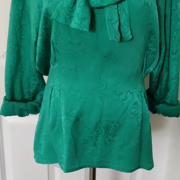 Vintage Silk blouse - Picture 3 of 9